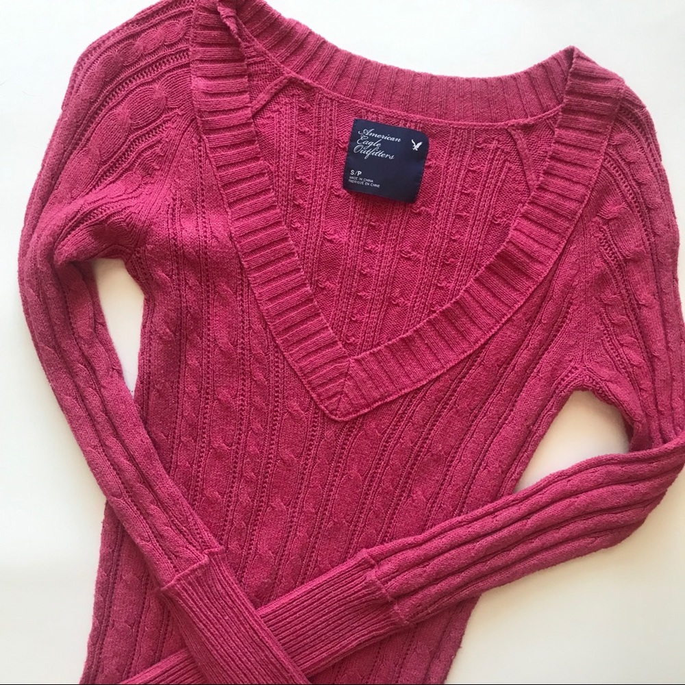 American Eagle sweater